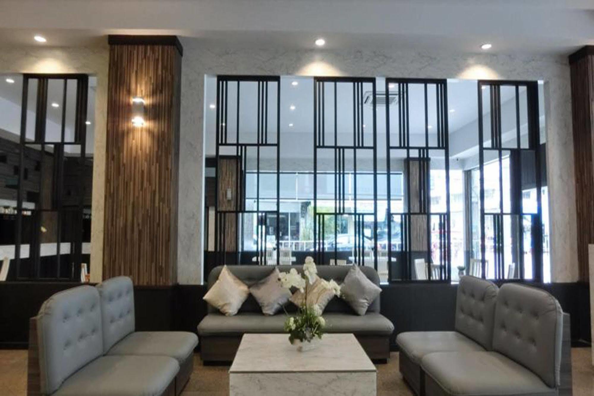 The Grand Day Night Hotel Pattaya Exterior photo